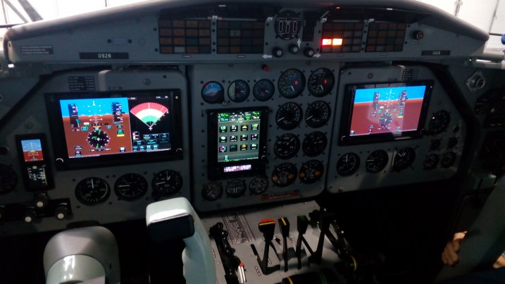 Modernizovali jsme letoun L-410 UVP-T pro Centrum leteckého výcviku v Pardubicích
